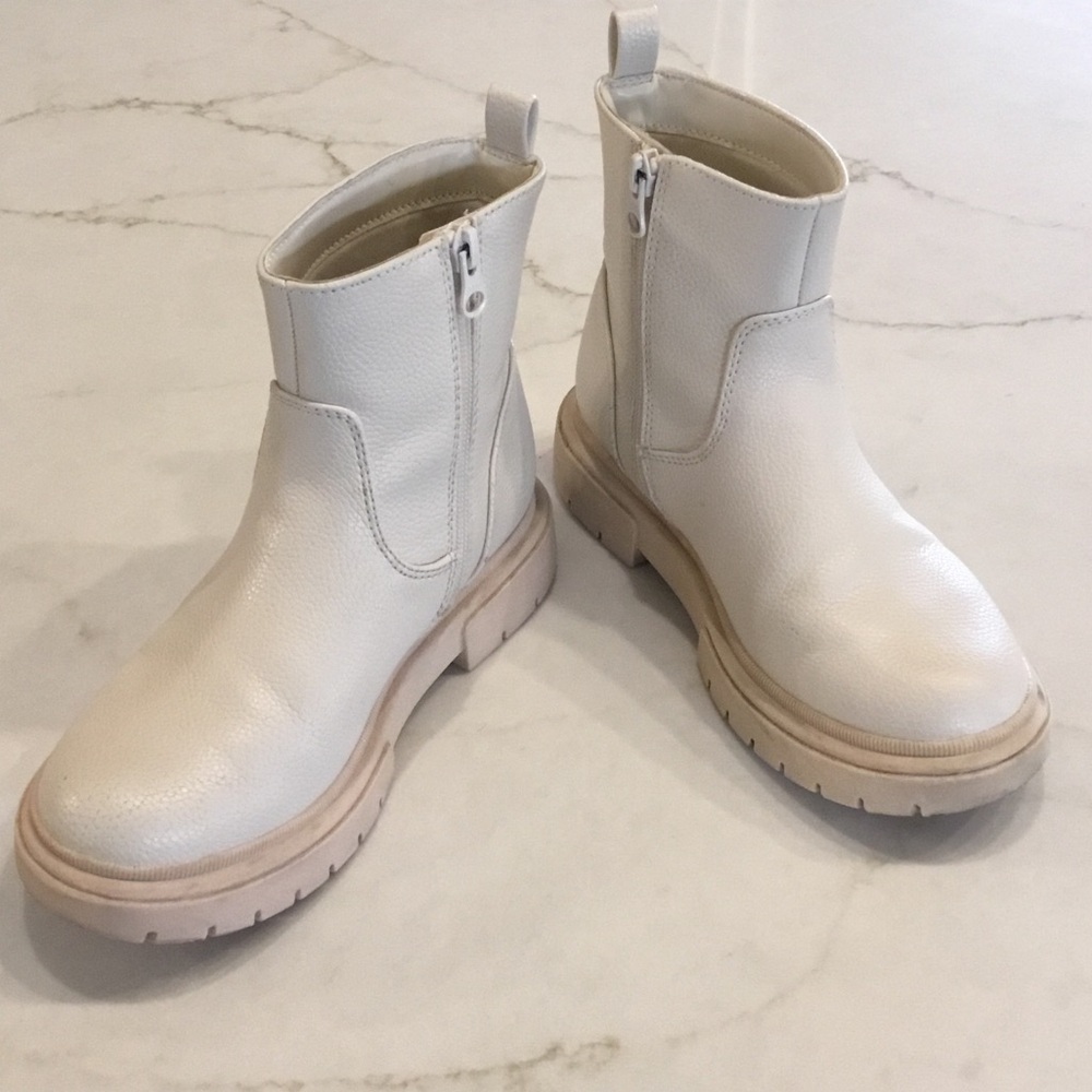 Art Class Girls Ivory Ankle Boots